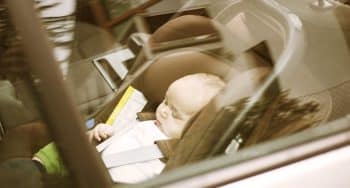 Baby op komst Controleer autoverzekering