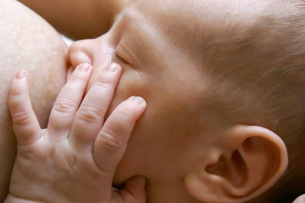 Teveel afvallen na bevalling door borstvoeding