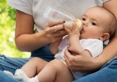 Waarom kiezen voor biologische flesvoeding