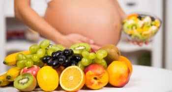 Welke fruit soort mag je niet eten als je zwanger bent
