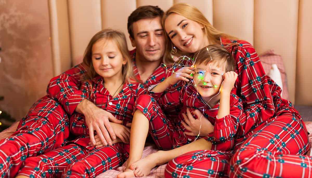 liefde binnenkort mond De leukste familie pyjama's voor het hele gezin!