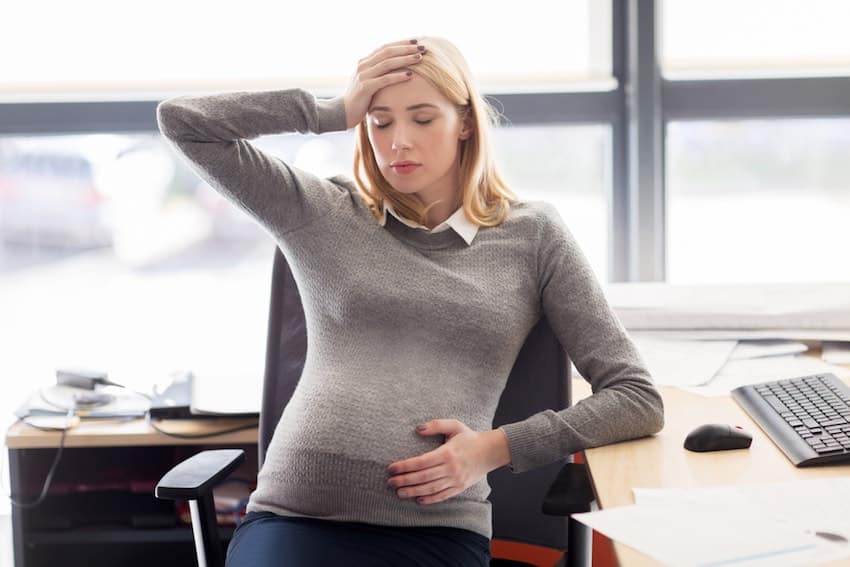 minder uren werken tijdens zwangerschap vermoeidheid