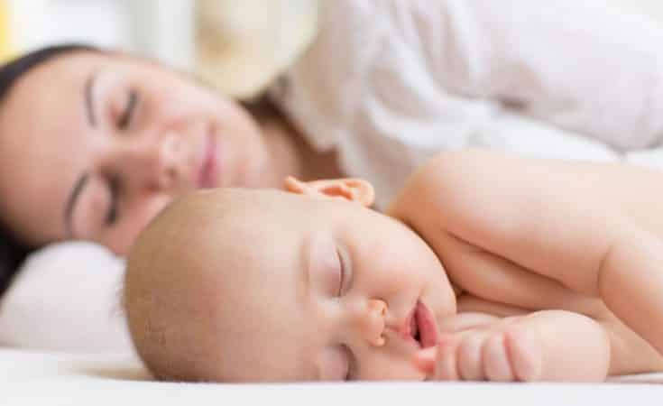 nachtvoeding baby afbouwen