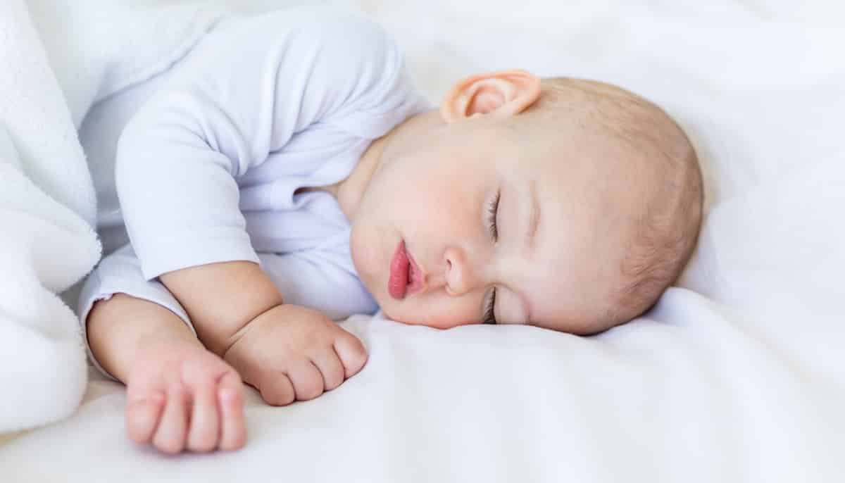 Onhandig Ondoorzichtig Absoluut Is een dekbed voor een baby of peuter veilig om te gebruiken?